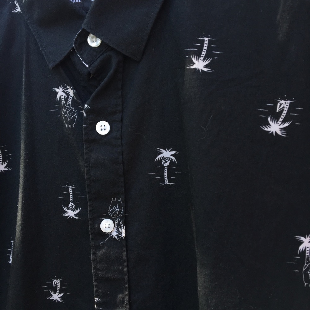 Volcom beach vibes button up 🏝